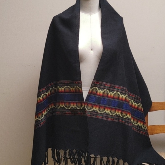 FINAL REDUCTION Native Hand Woven Black Wool Shawl w Embroidery - Picture 3 of 8